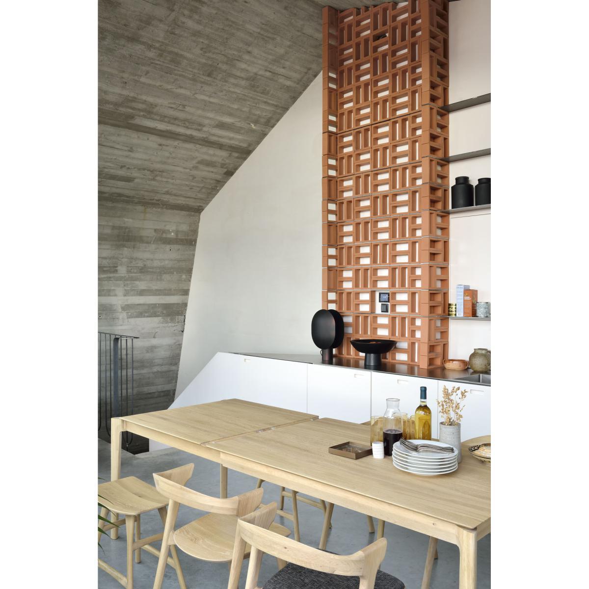 Bok Extending table - / Solid oak L 180 to 280 cm / 10 people by Ethnicraft Natural wood – image 2