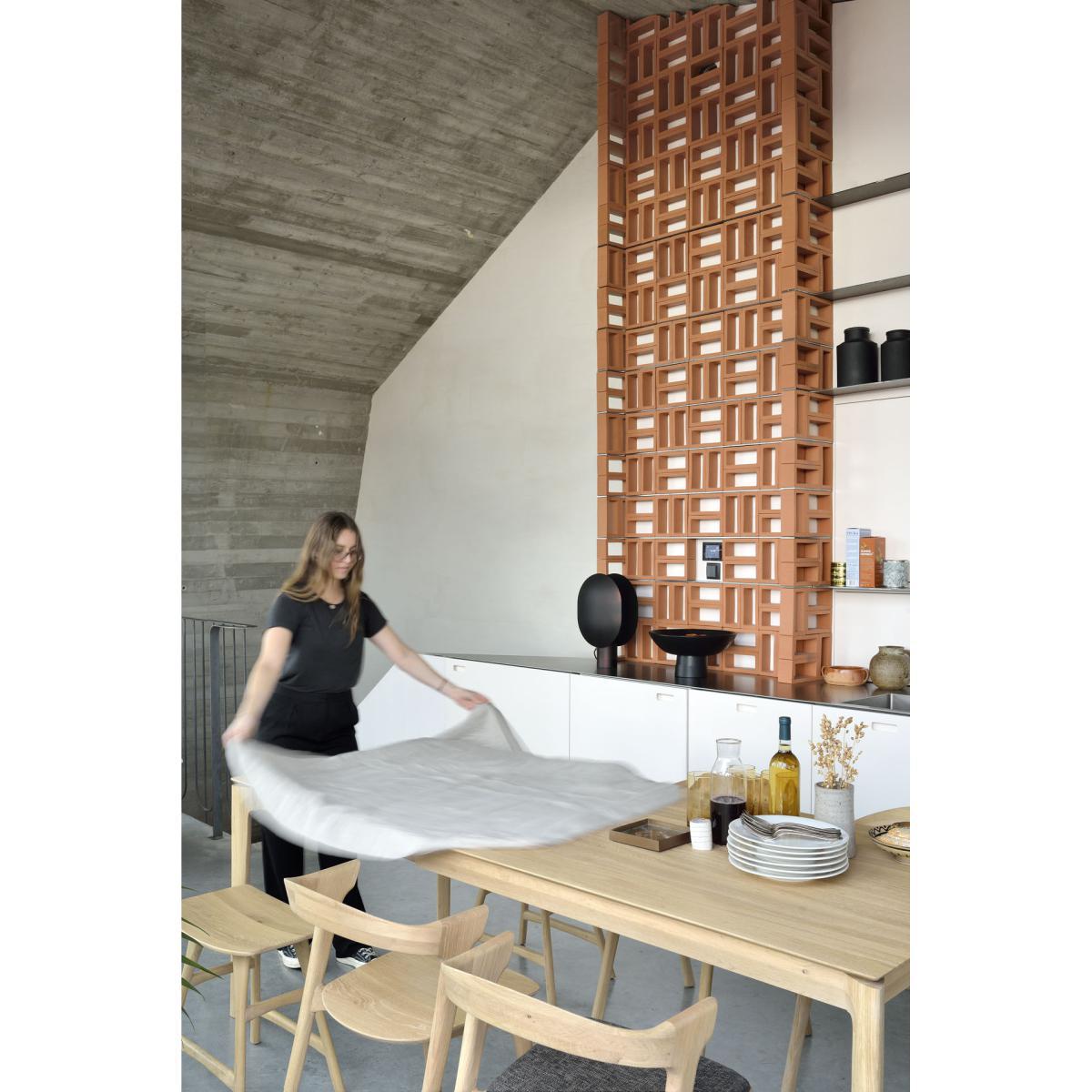 Bok Extending table - / Solid oak L 180 to 280 cm / 10 people by Ethnicraft Natural wood – image 4