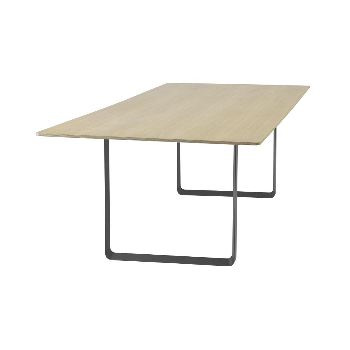 70-70 XXL Rectangular table - / 295 x 108 cm - Solid oak by Muuto Natural wood – image 2