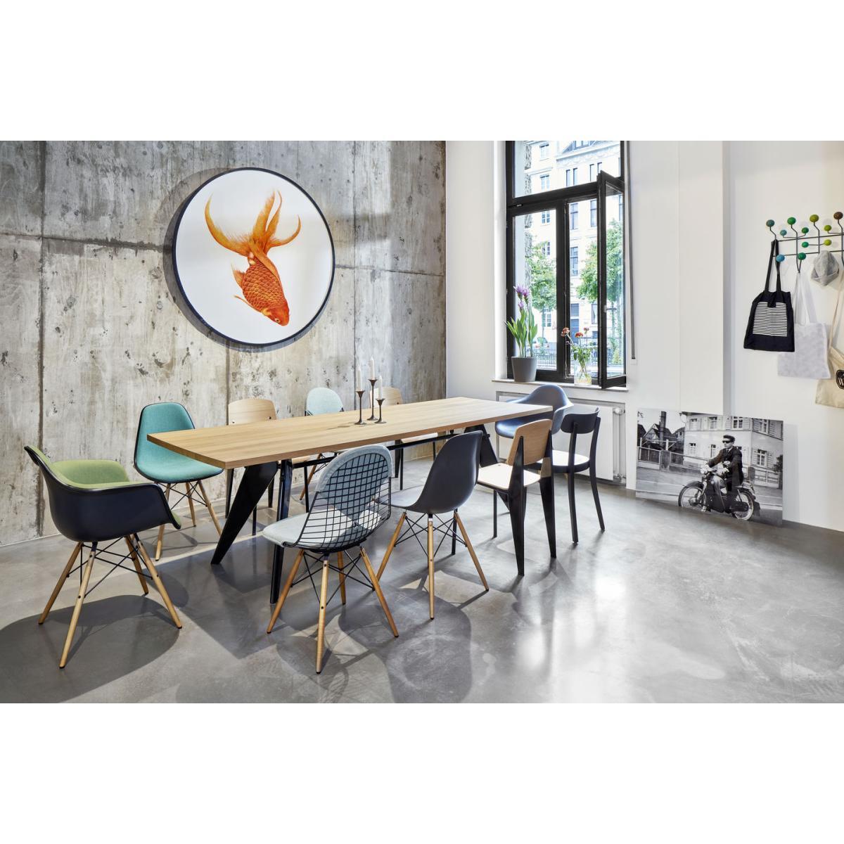 EM Table Rectangular table - / 240 x 90 cm - By Jean Prouvé, 1950 by Vitra Natural wood – image 2