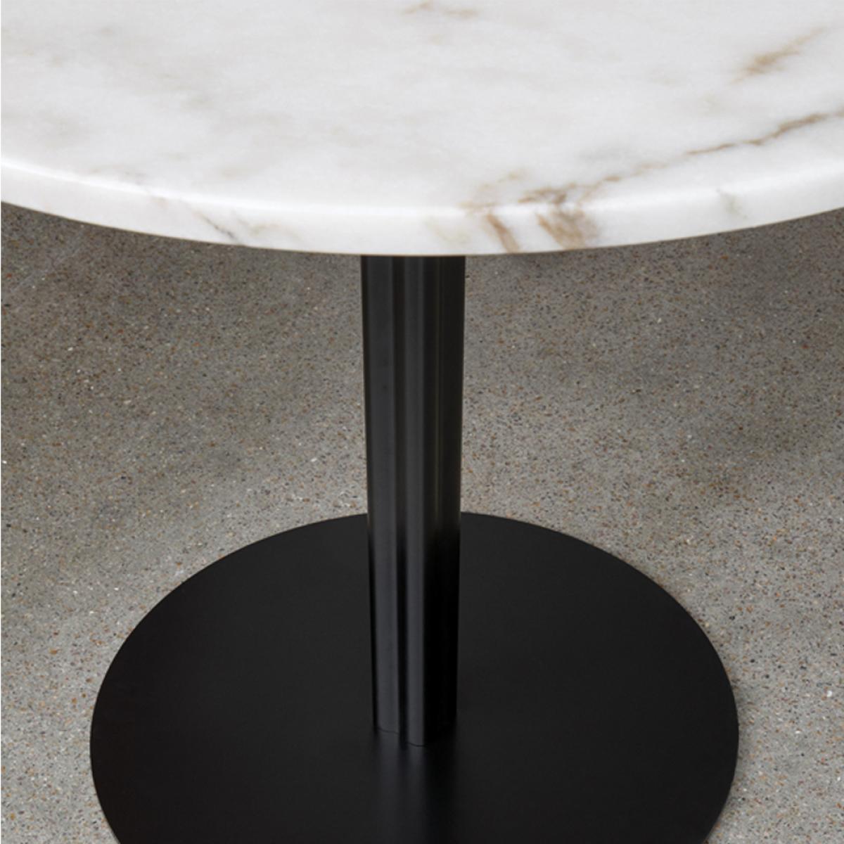 Audo Copenhagen Harbour Column dining table Oak black-ø80 cm-black stand – image 2