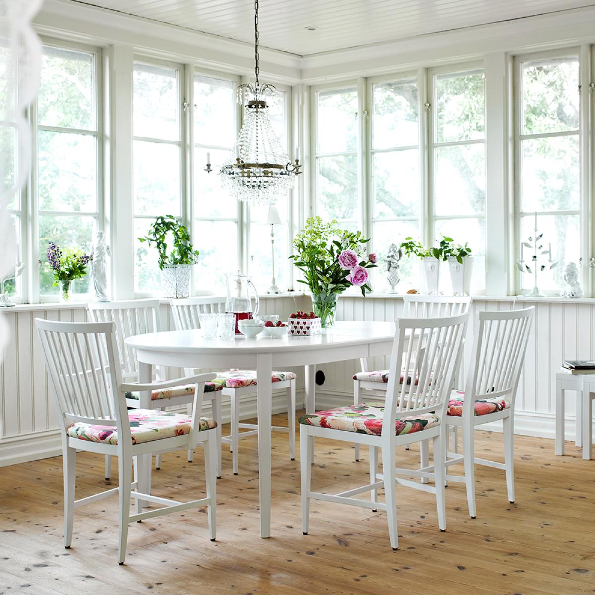 Stolab Vardags dining table Birch light matt lacquer. 2 inserts – image 4