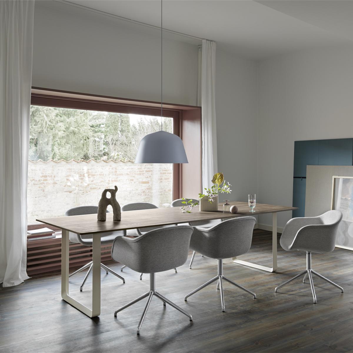 Muuto 70/70 dining table 255x108 cm Solid oak-White – image 5