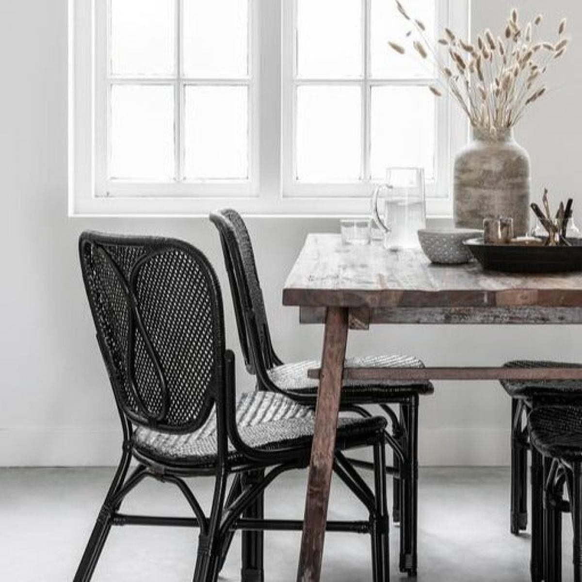 Must Living Campo Dining Table / Small – image 4