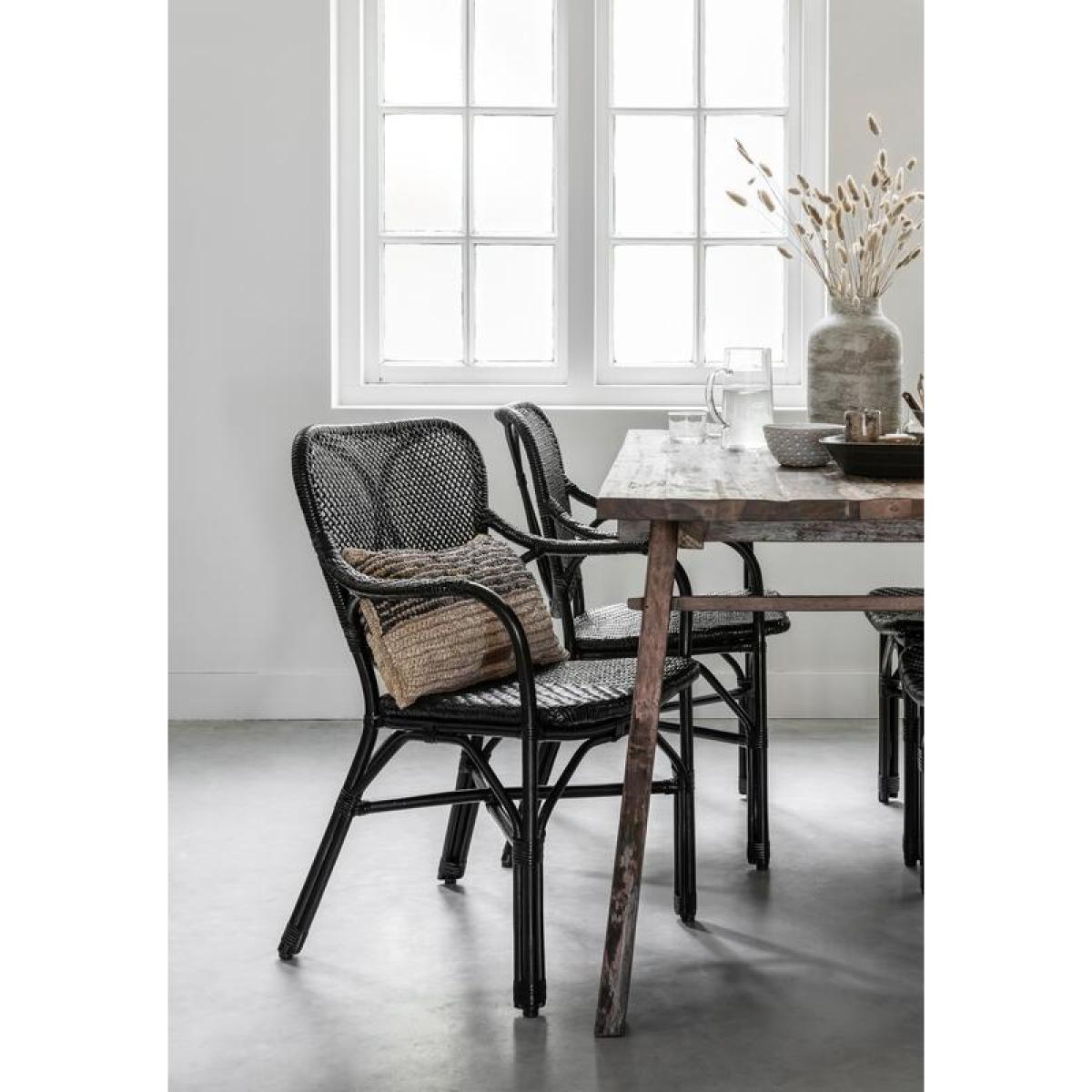 Must Living Campo Dining Table / Small – image 5