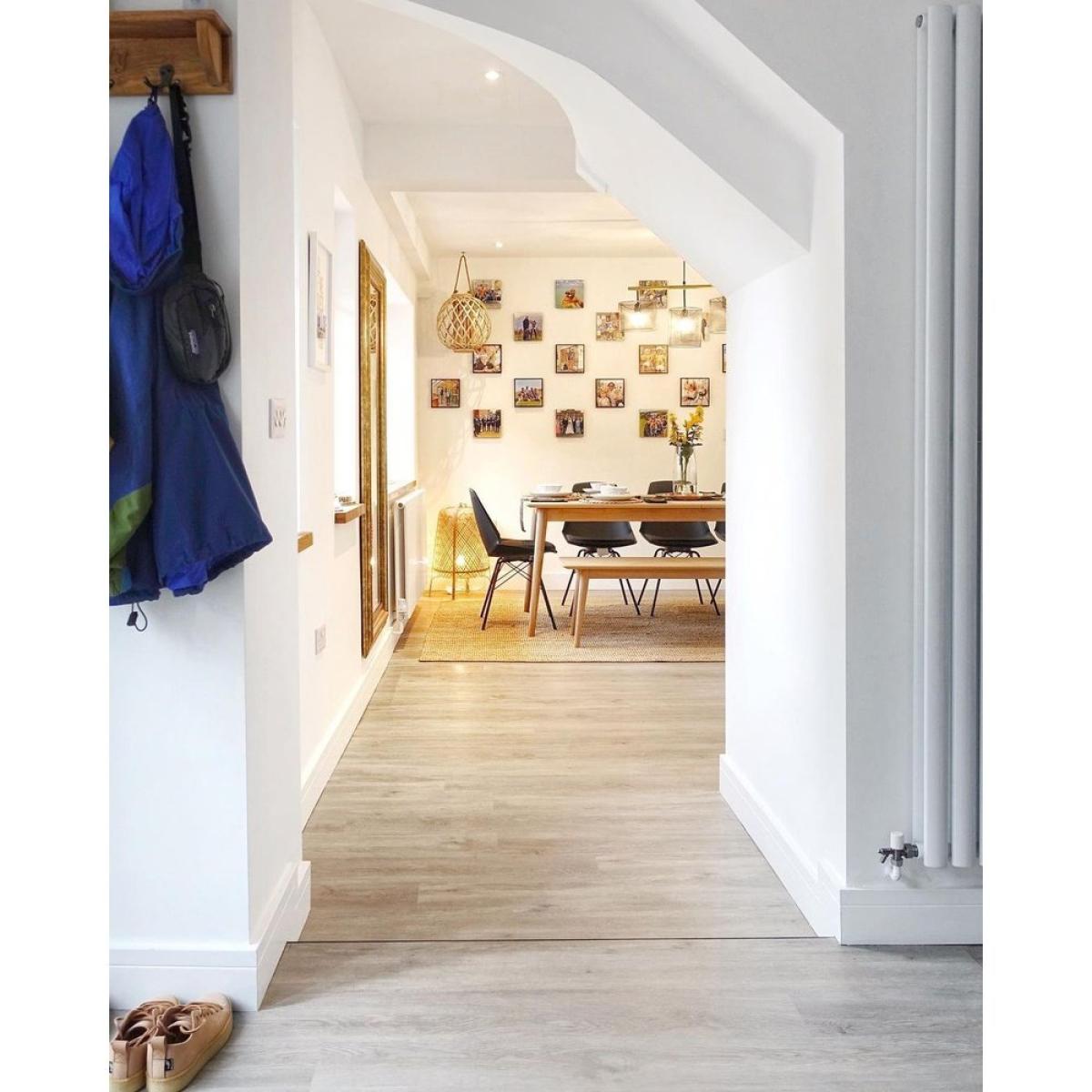 Gallery Interiors Milano 6-8 Seater Extending Oak Scandi Dining Table | Outlet – image 3