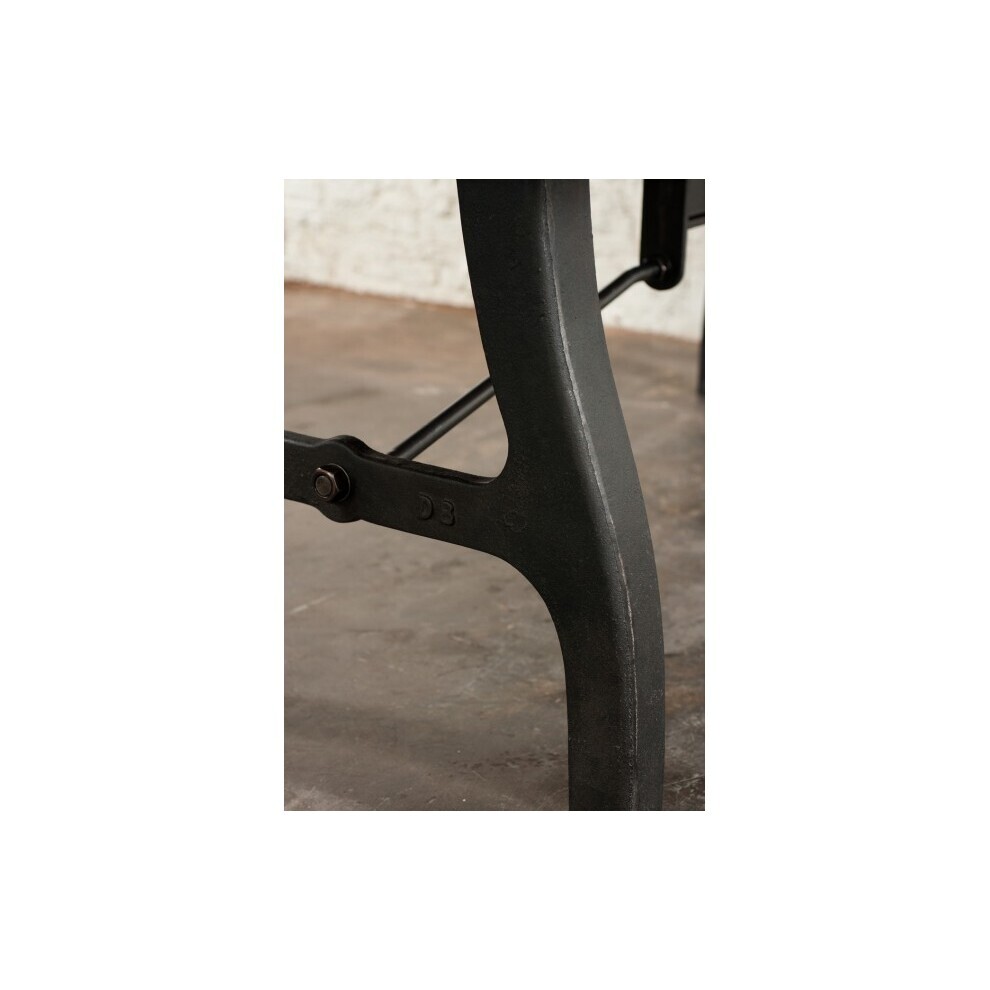District 8 - Dining Table - Weathered Oak – image 4