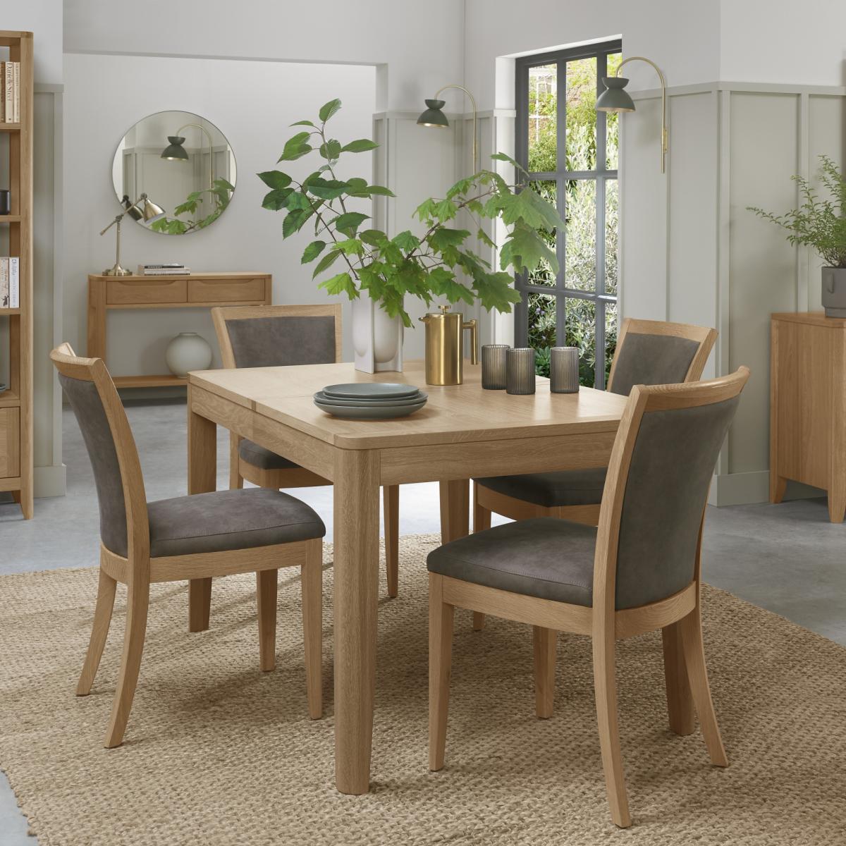 Jasper Oak 4-6 Extending Dining Table – image 1