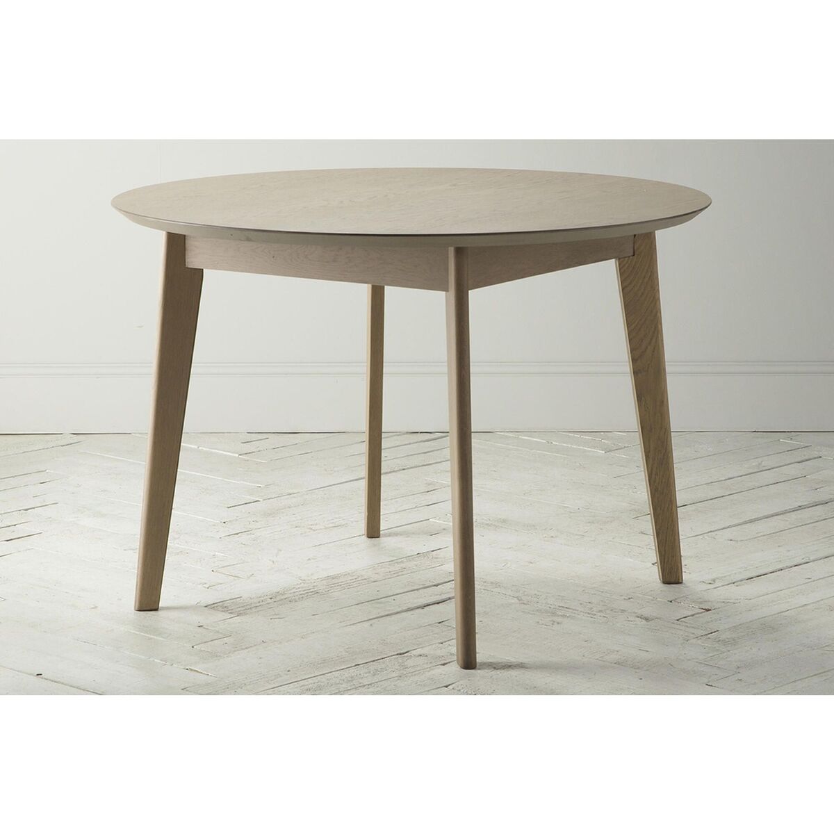 Travis Round Dining Table in Natural – image 2