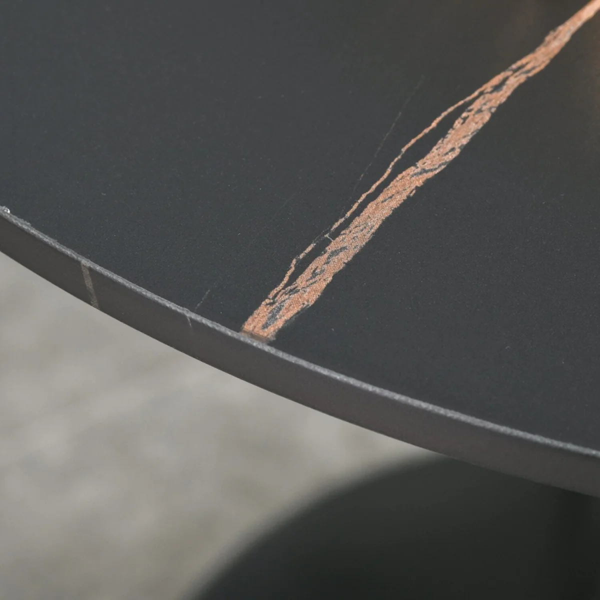Dira Lina Black Marble-Effect Round Bistro Dining Table – image 10