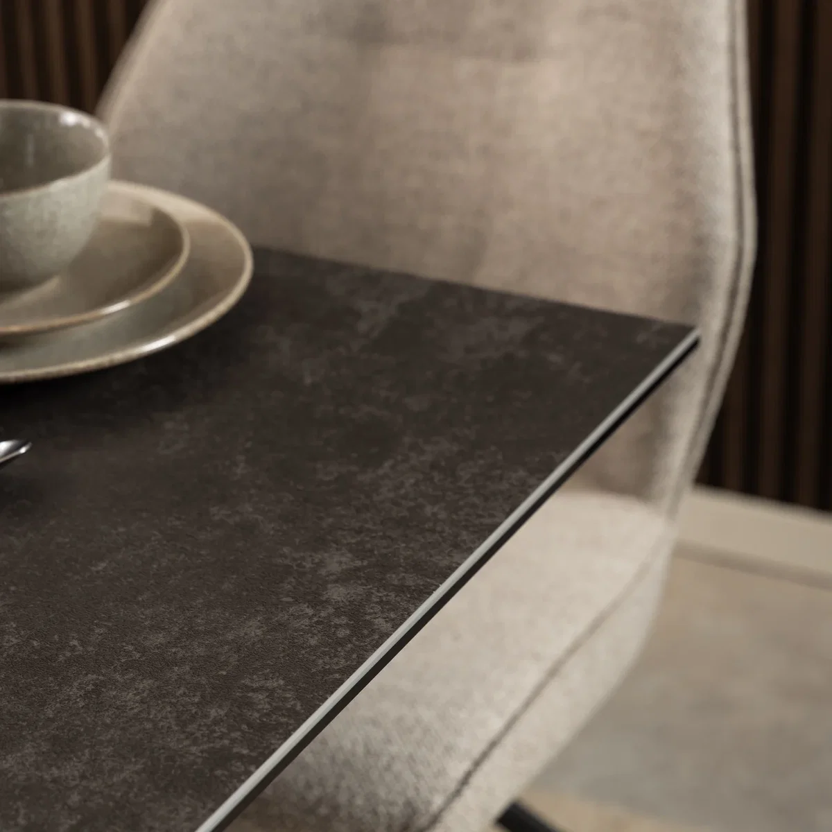 Heaven Dining Table with Ceramic Black Top 135cm - Black – image 2