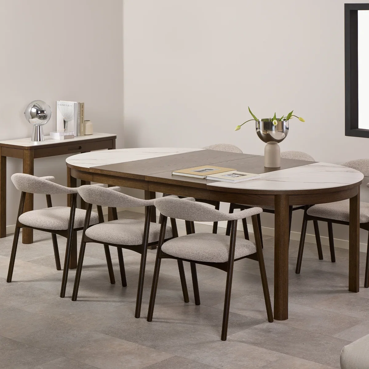 Southampton Round Extendable Dining Table in Cream Ceramic 220cm - Cream Ceramic – image 3