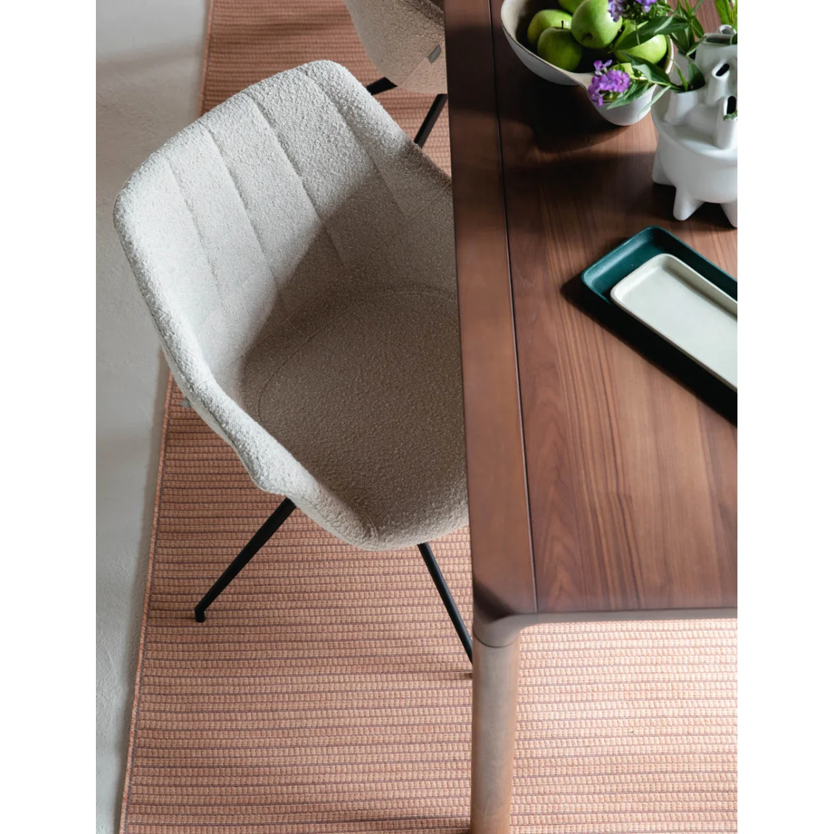Toffee Dining Table Walnut – image 4