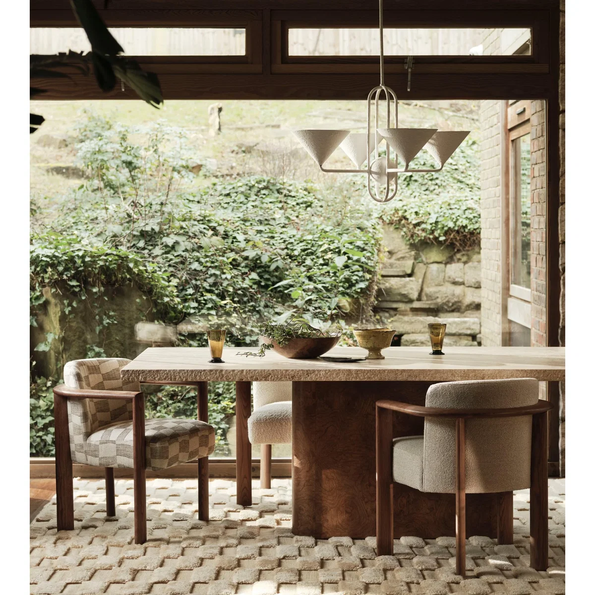 Ramsey Dining Table, Travertine – image 4