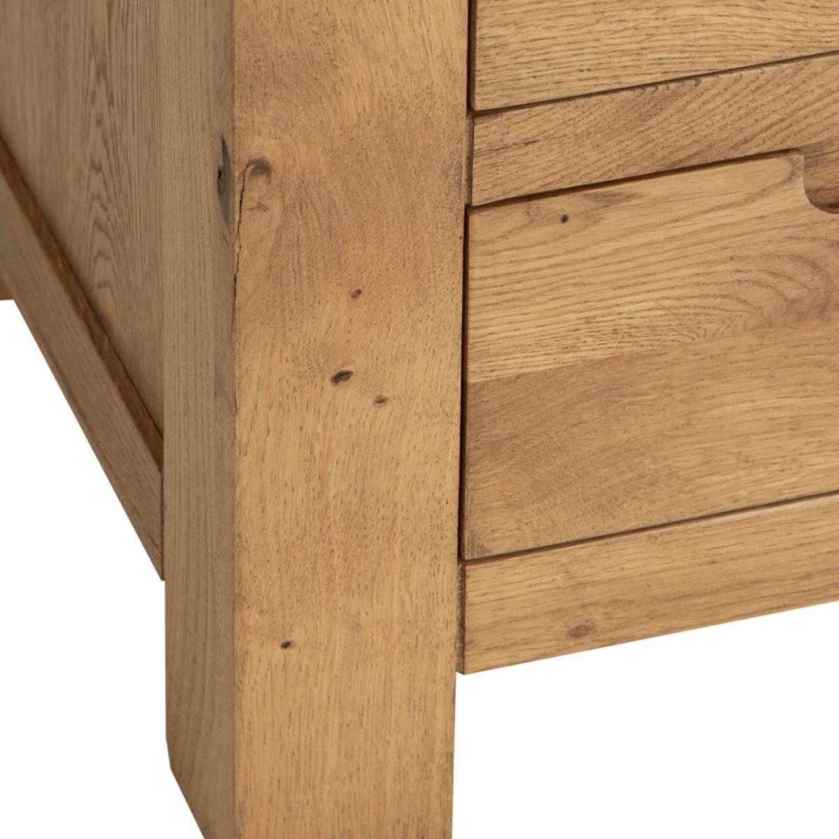 Oslo Chunky Oak 3 Drawer Bedside Table – image 5