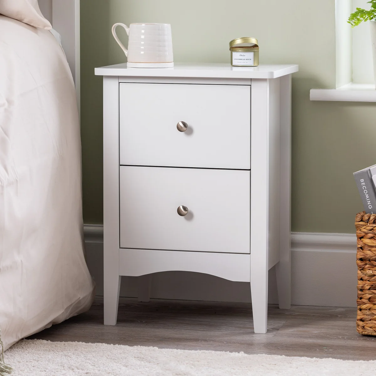 Ilsington 2 Drawer Bedside Table – image 2