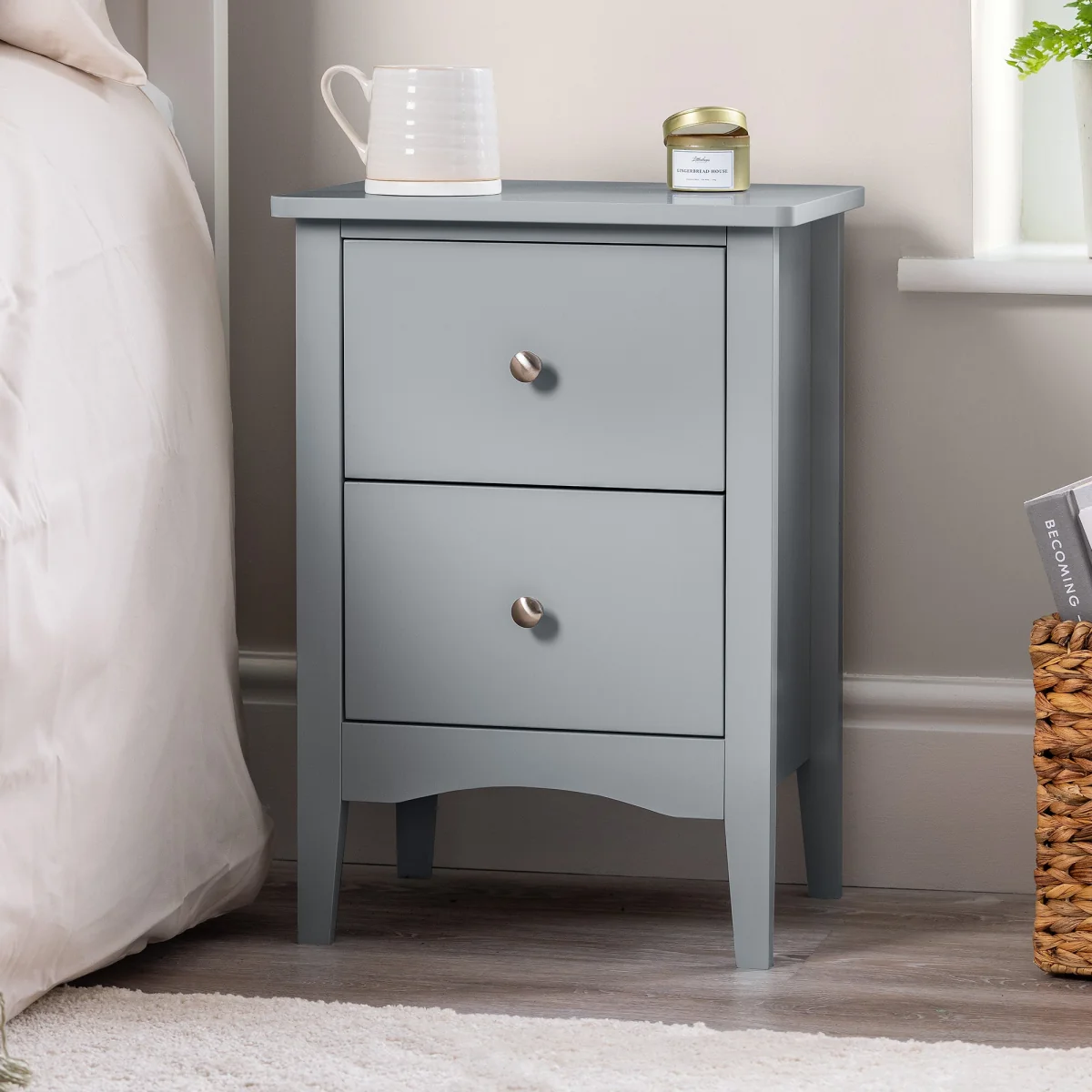 Ilsington 2 Drawer Bedside Table – image 14