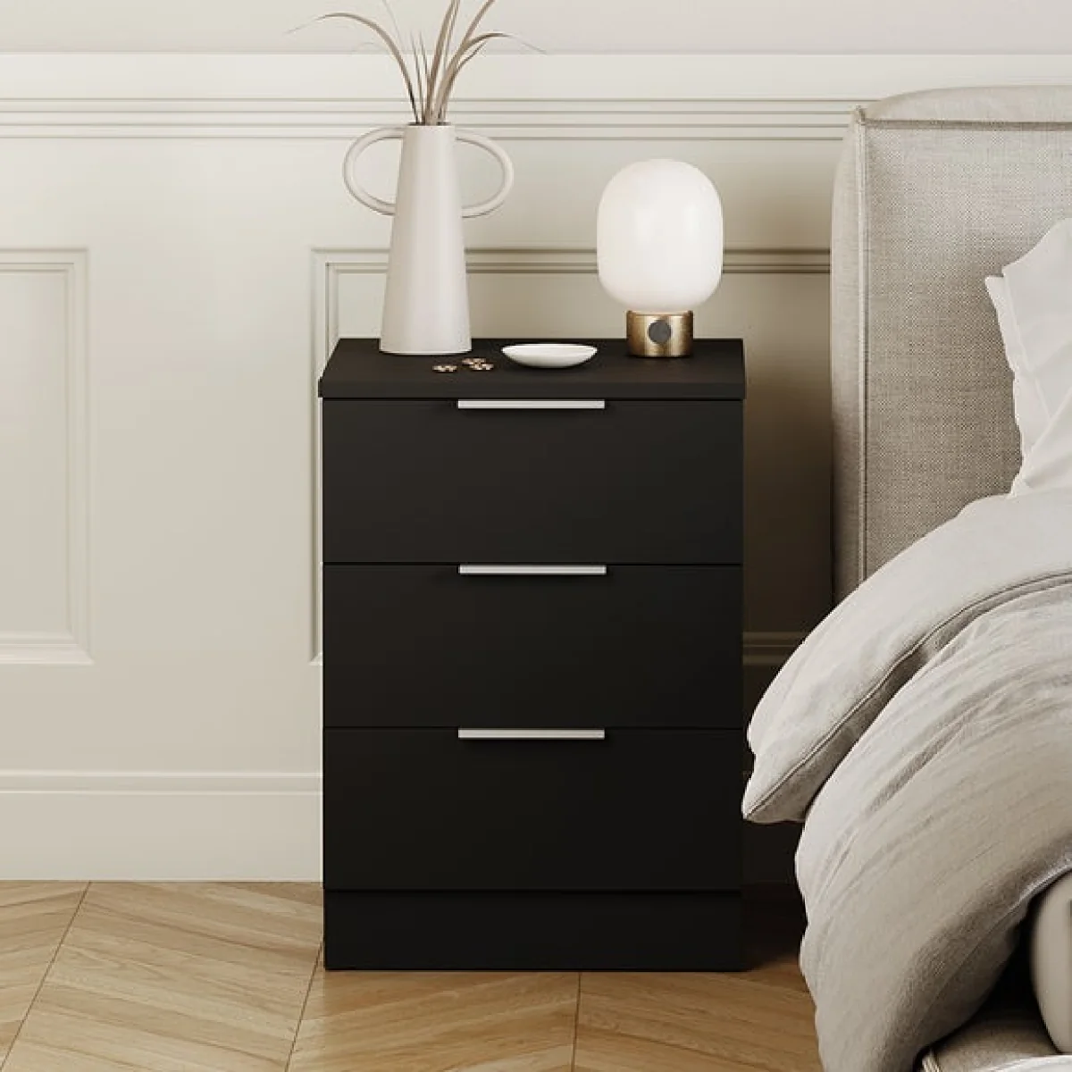 Hayes 3 Drawer Bedside Table – image 2