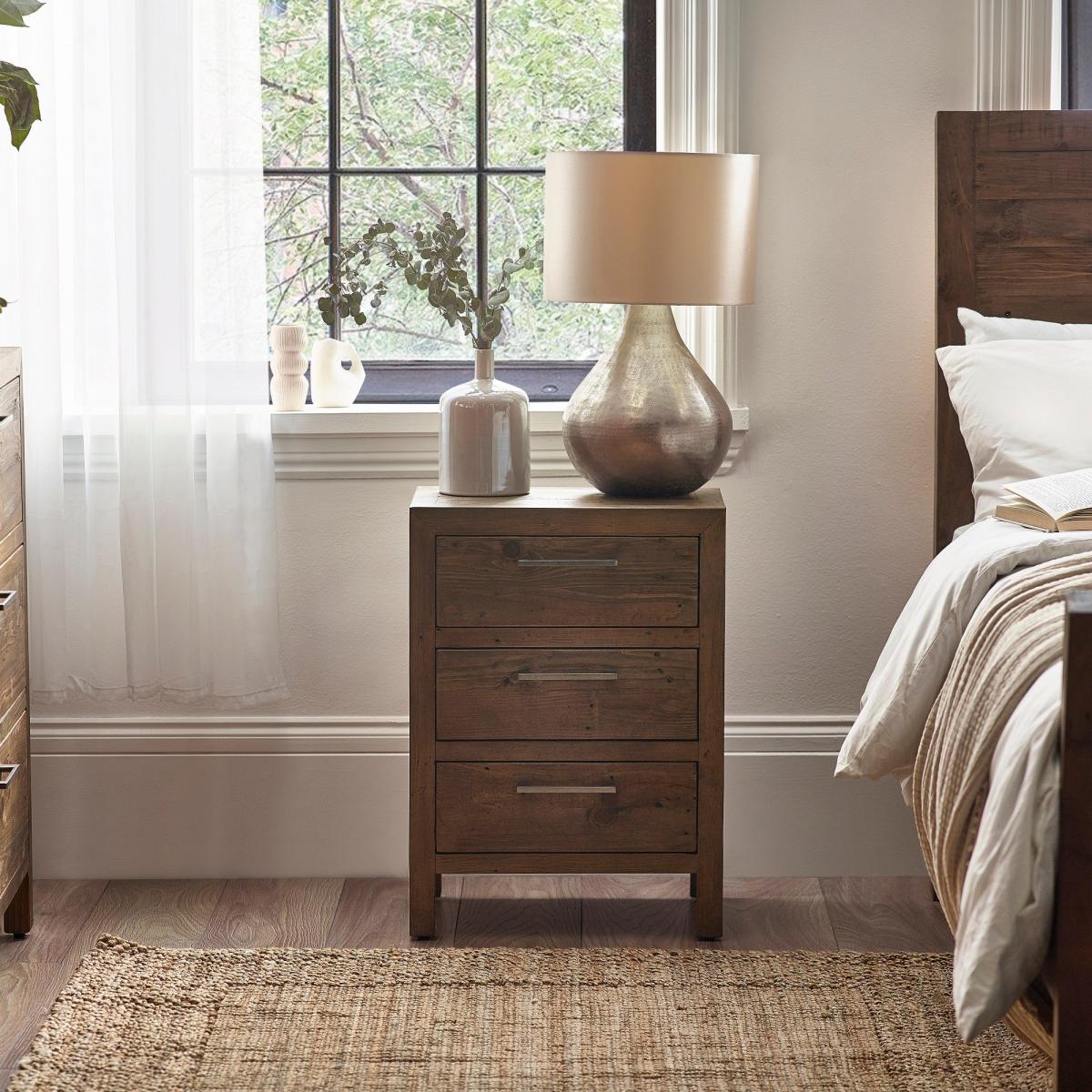 Homer 3 Drawer Bedside Table, Pine Pine – image 1