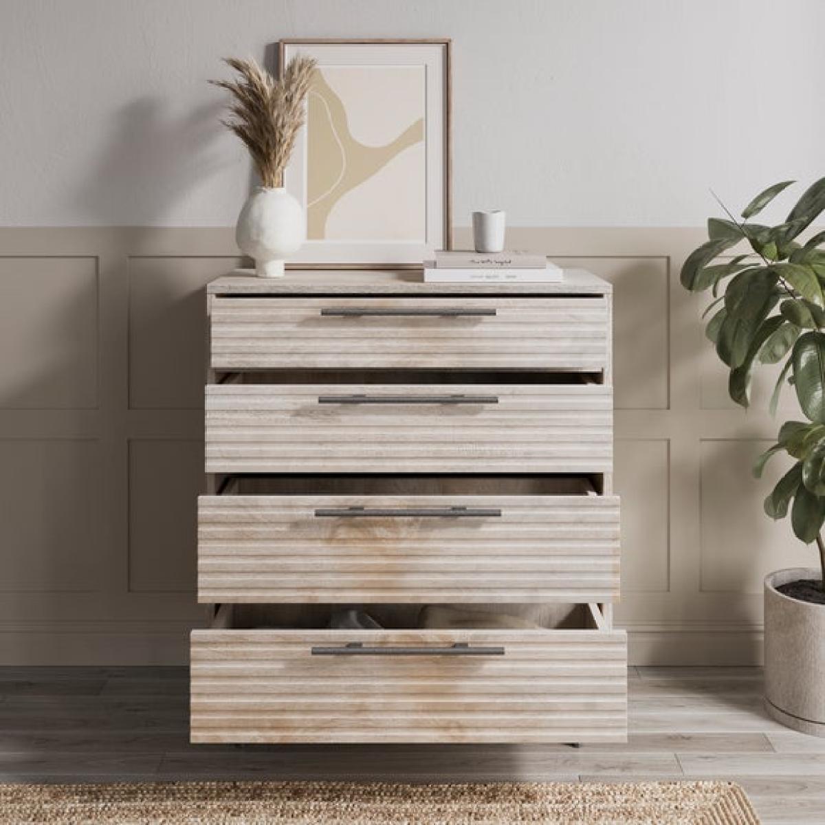 Bryant 4 Drawer Chest – image 2