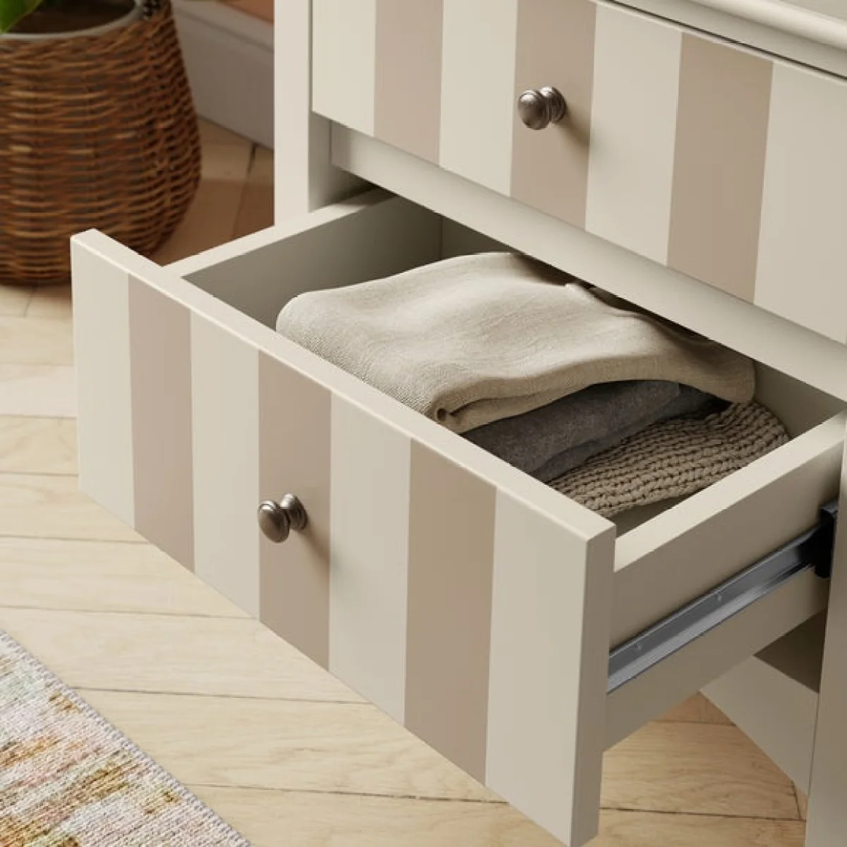 Beatrice Wide 2 Drawer Bedside Table – image 3