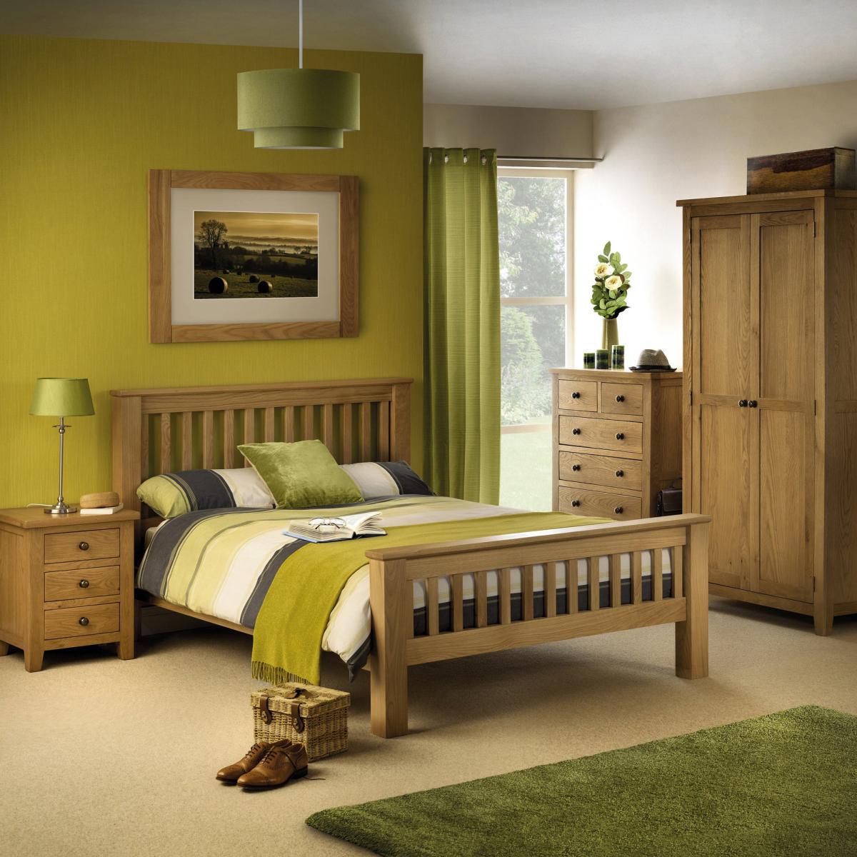 Marlborough 3 Drawer Bedside Table Mid Oak (Brown) – image 2