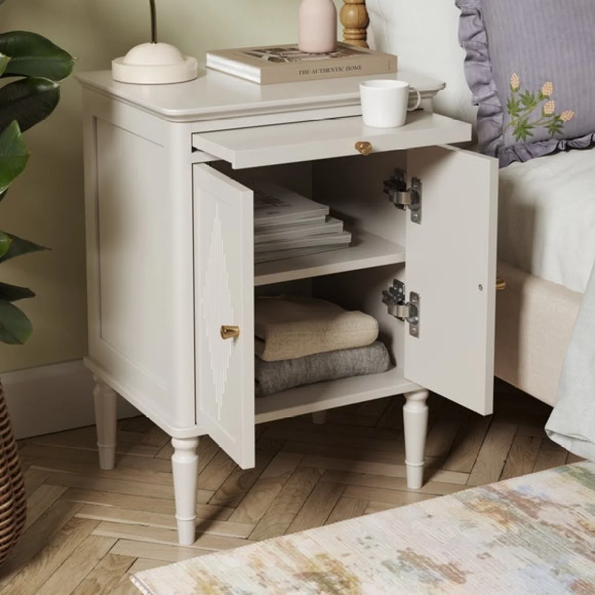 Ottilie 2 Door Bedside Table – image 2