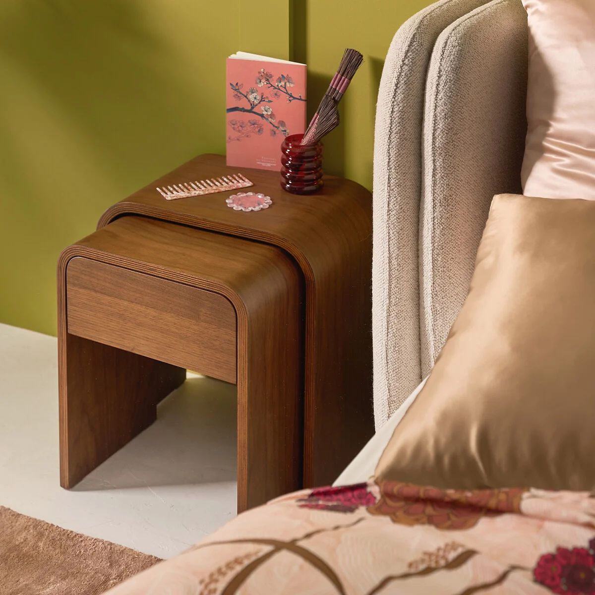 Vence Nest of Bedside Tables in Walnut Veneer – image 2