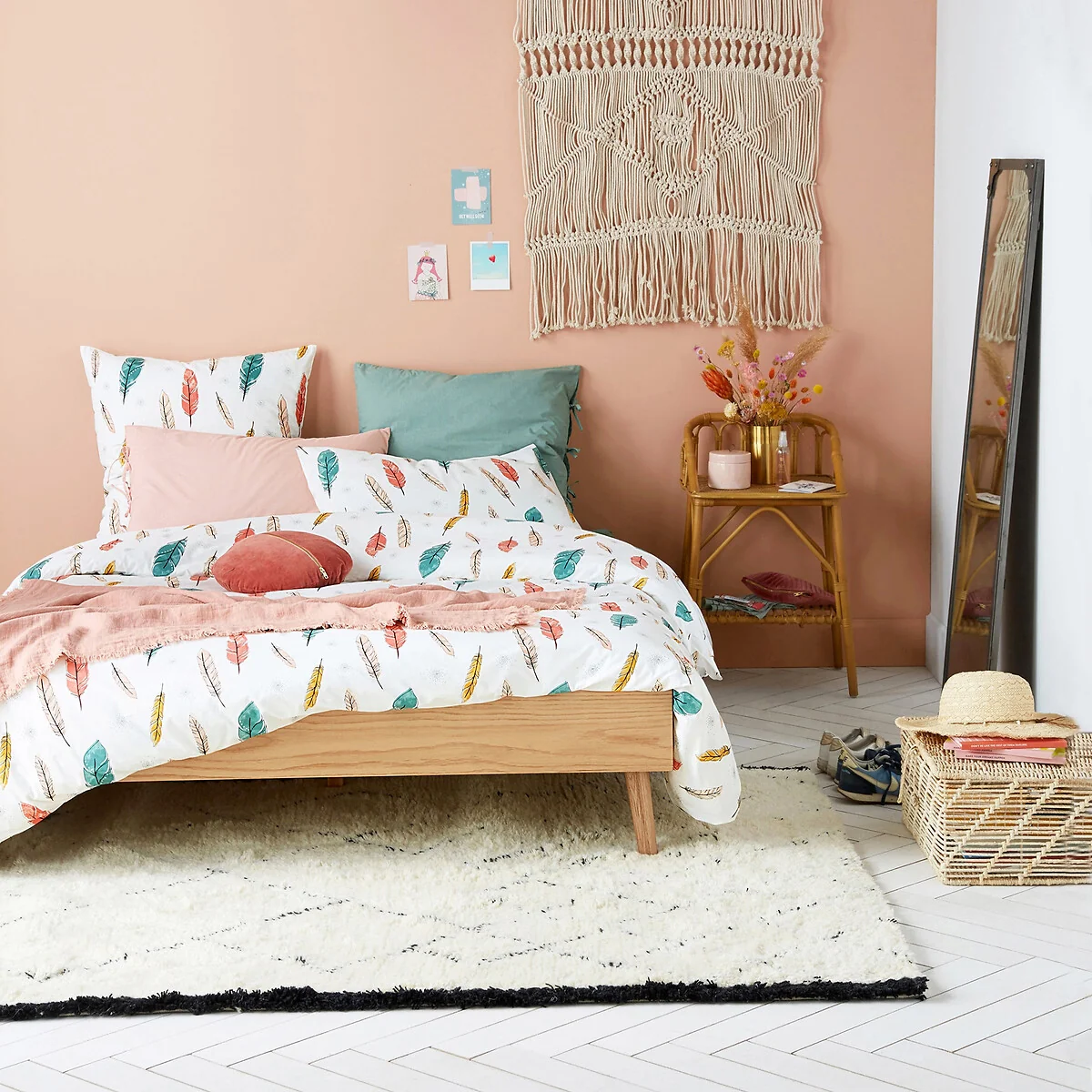 Malu Vintage Rattan Bedside Table – image 2