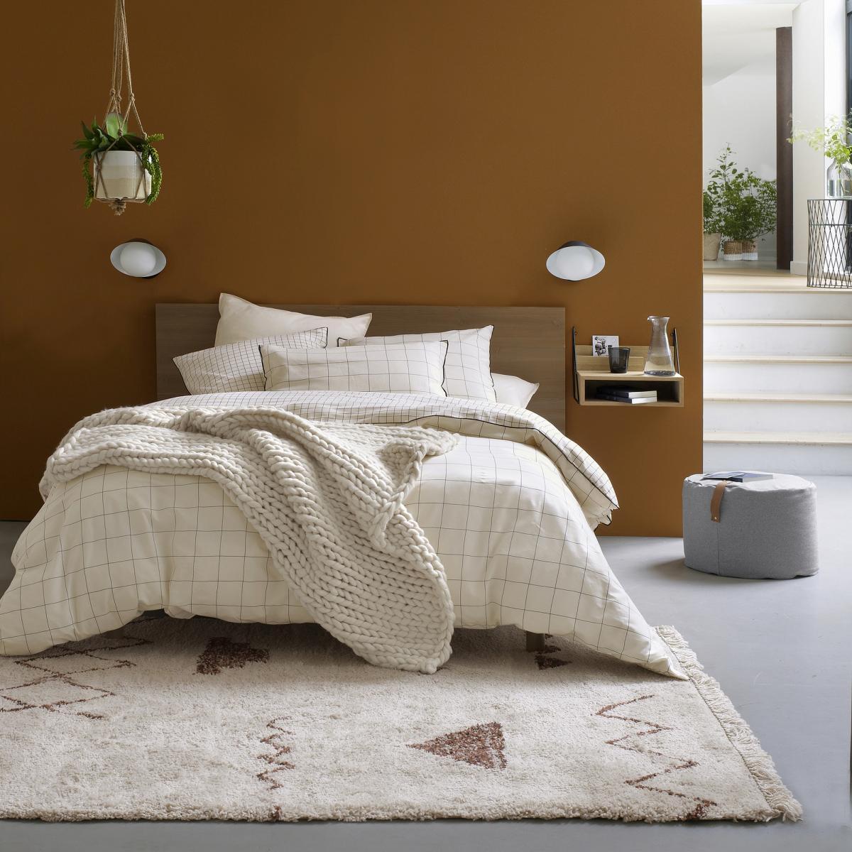 Trigala Wall-Mounted Bedside Table – image 3