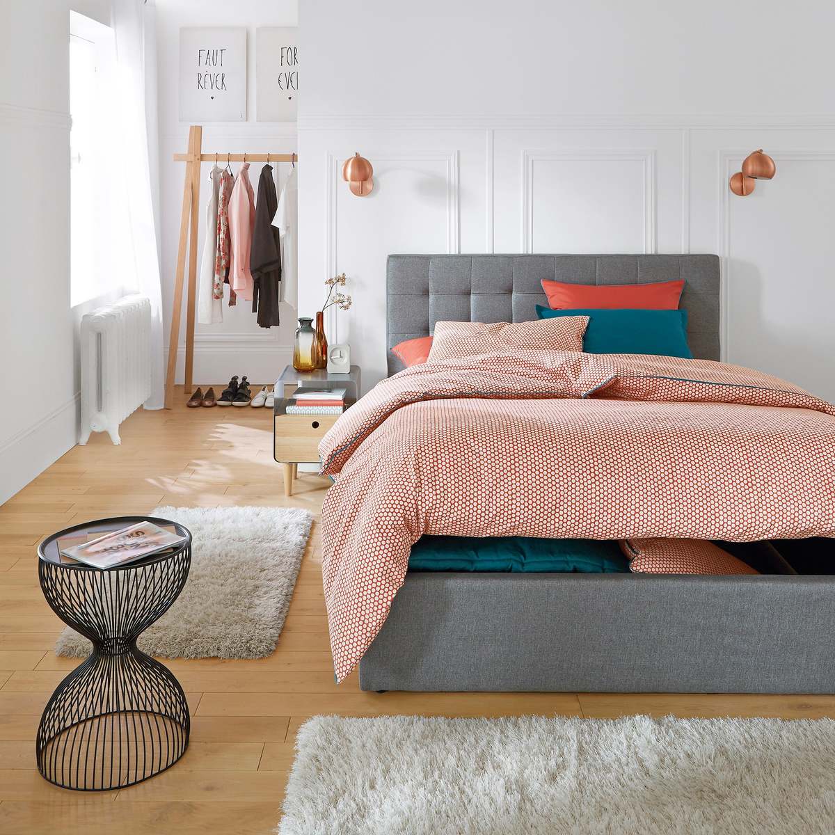 JIMI Wood & Metal Bedside Table – image 3