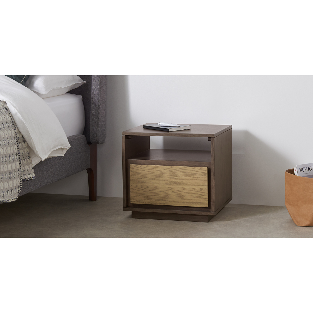Arbery Bedside Table, Oak Veneer – image 3