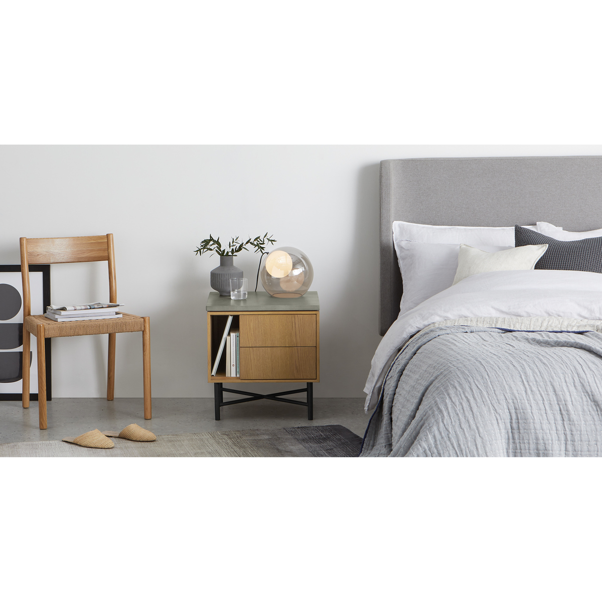Dara Bedside Table, Oak & Concrete – image 2