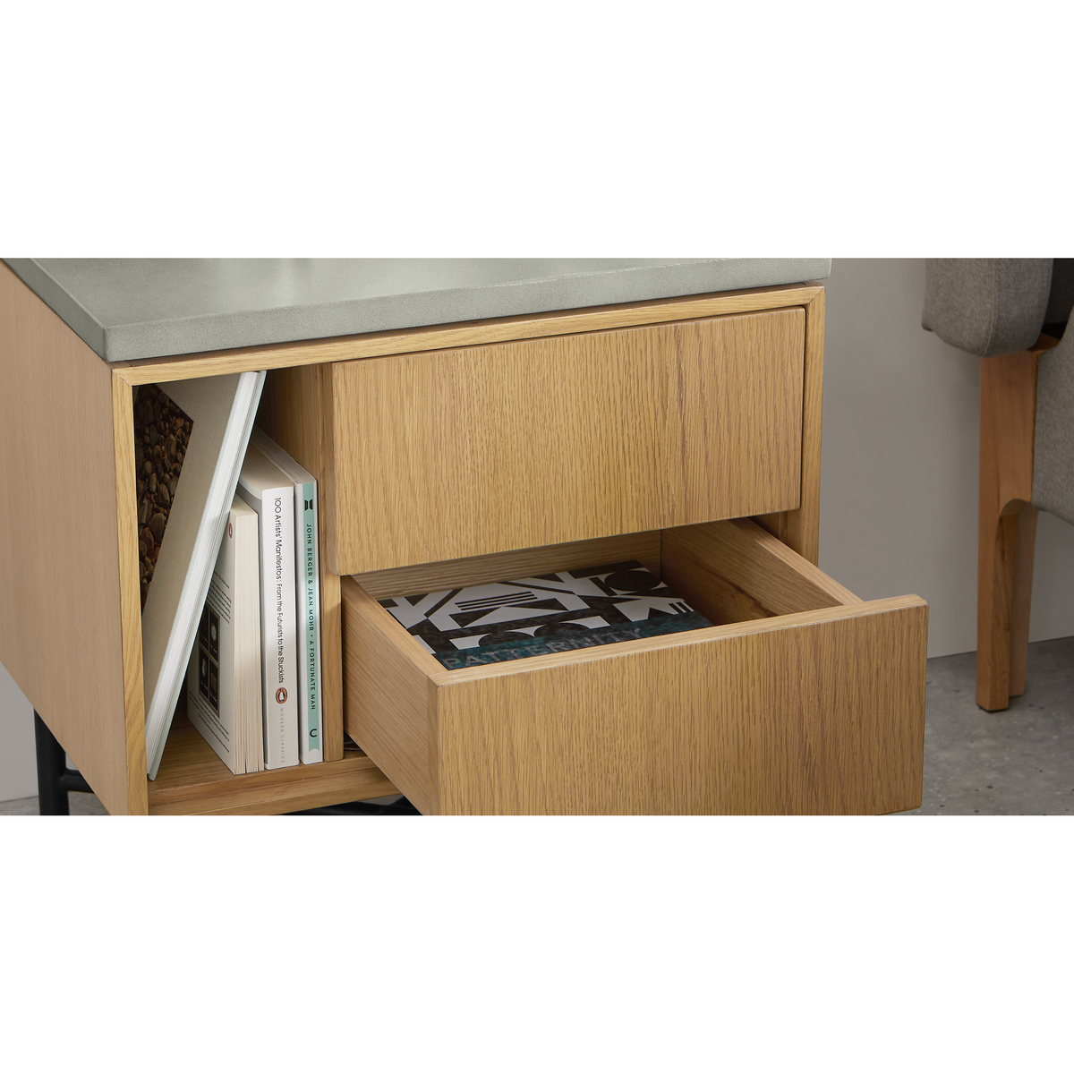 Dara Bedside Table, Oak & Concrete – image 3