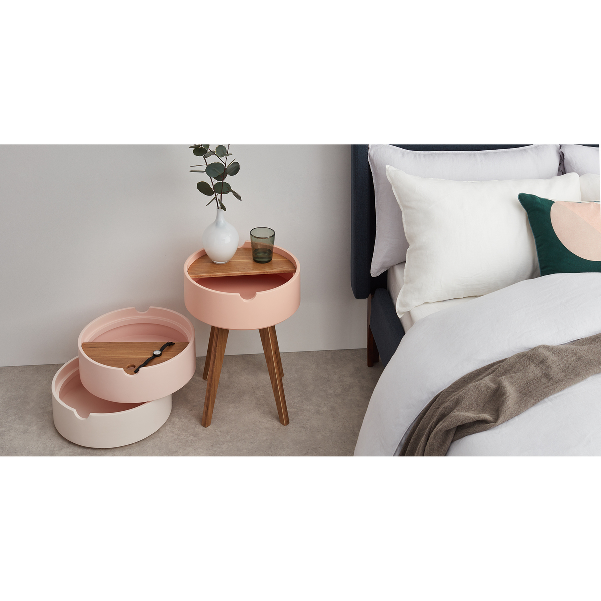 Cairn Bedside Table, Pink – image 7