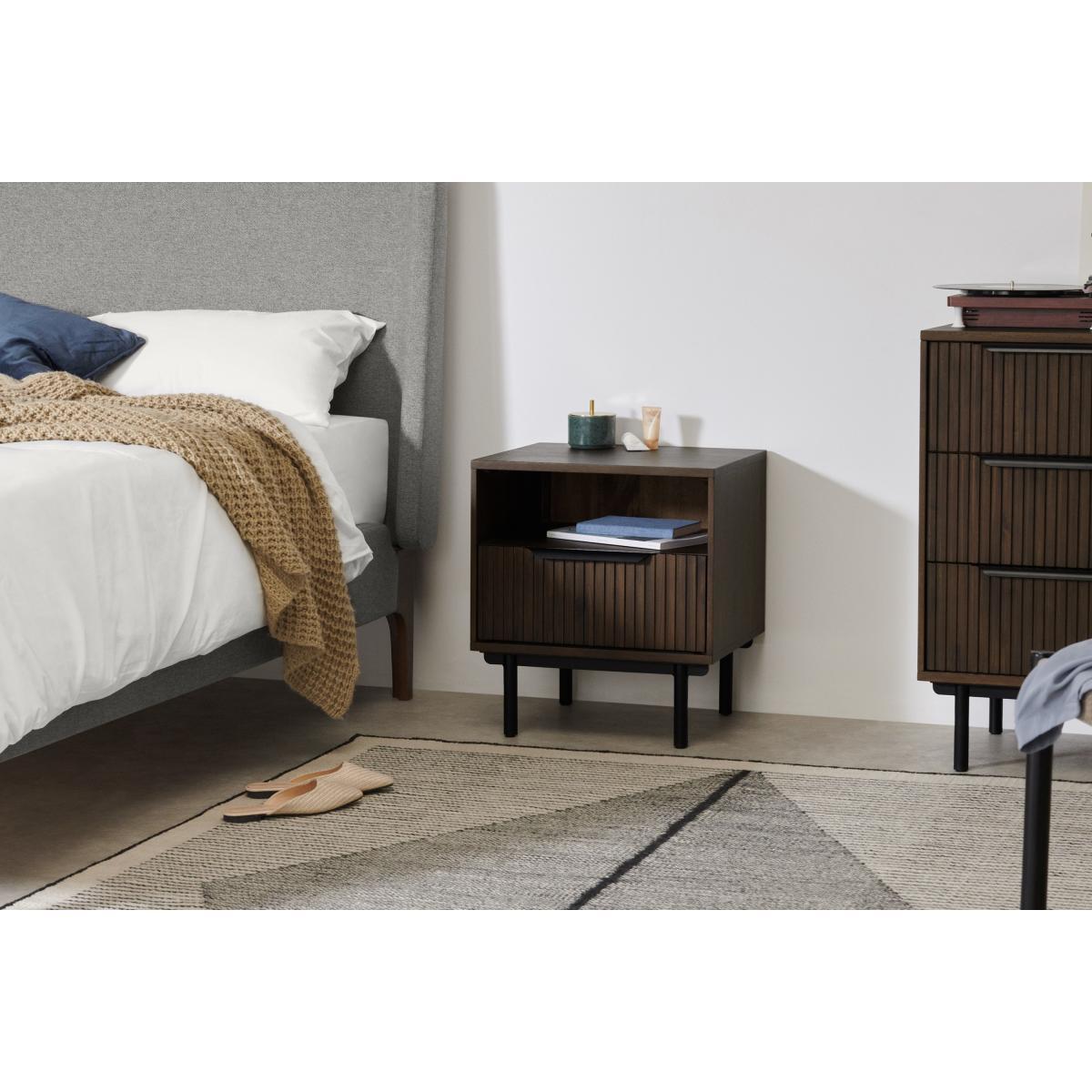 Anwick Bedside Table, Dark Stain Acacia & Black – image 4