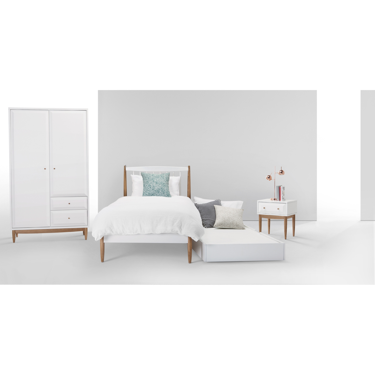 Willow Bedside Table, Oak & White – image 3