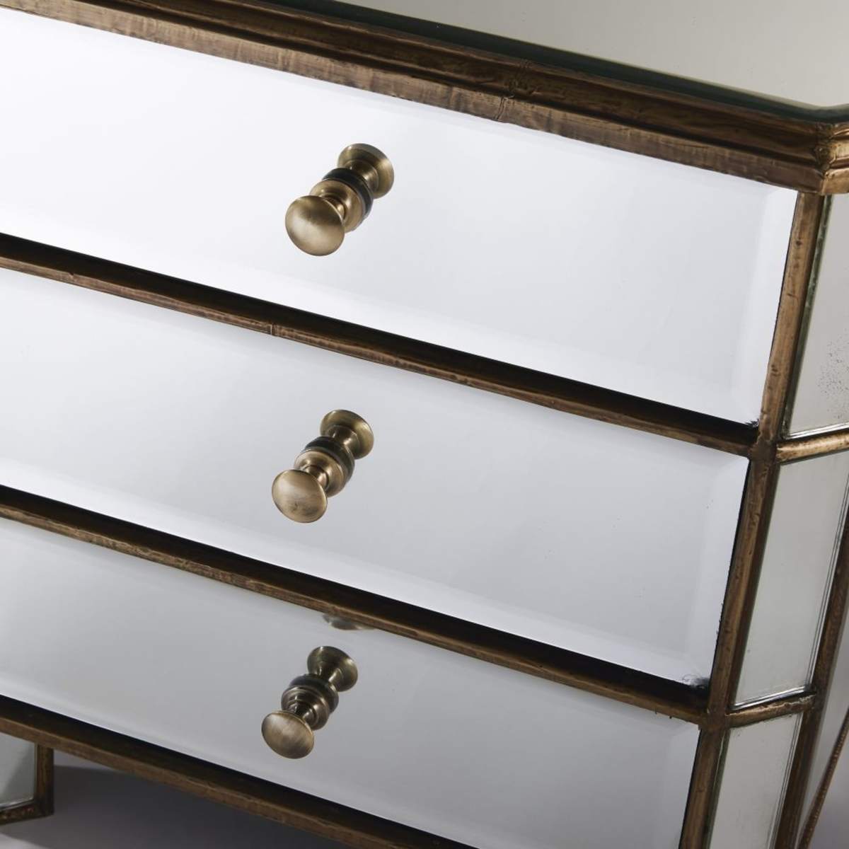 Metal and Mirror 3-Drawer Bedside Table Athenee – image 3
