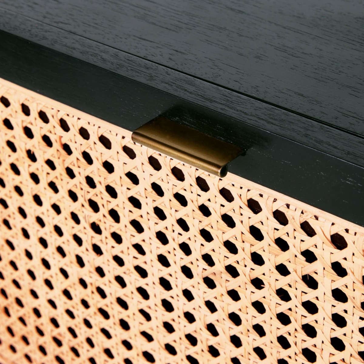 Rattan Canework 1-Door Bedside Table Loreto – image 3