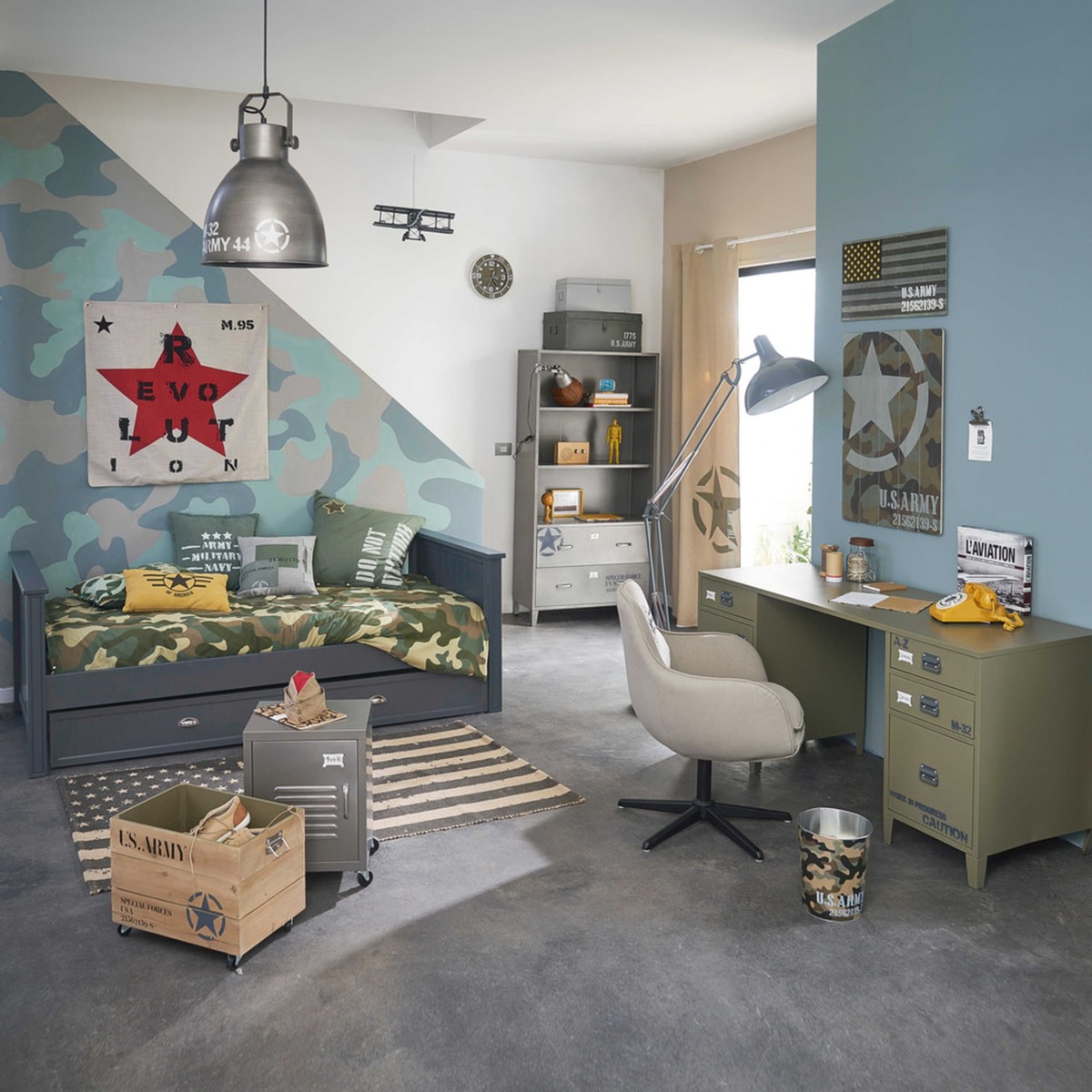 Grey Metal Bedside Table on Castors Loft – image 9
