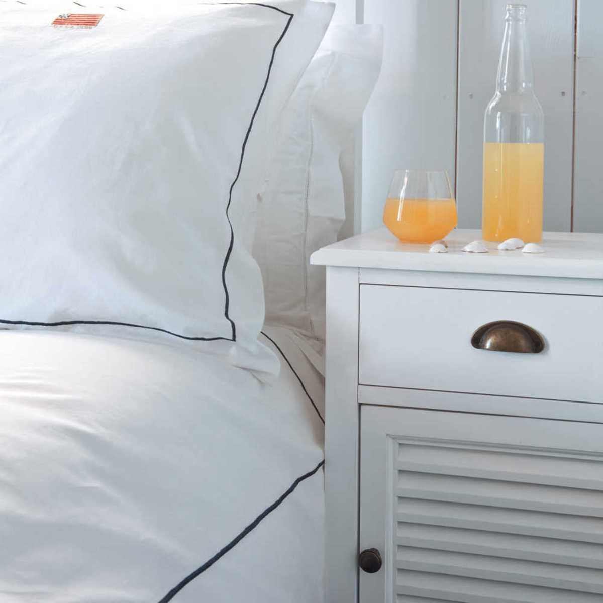 Wooden bedside table with drawer in white W 45cm Barbade – image 7