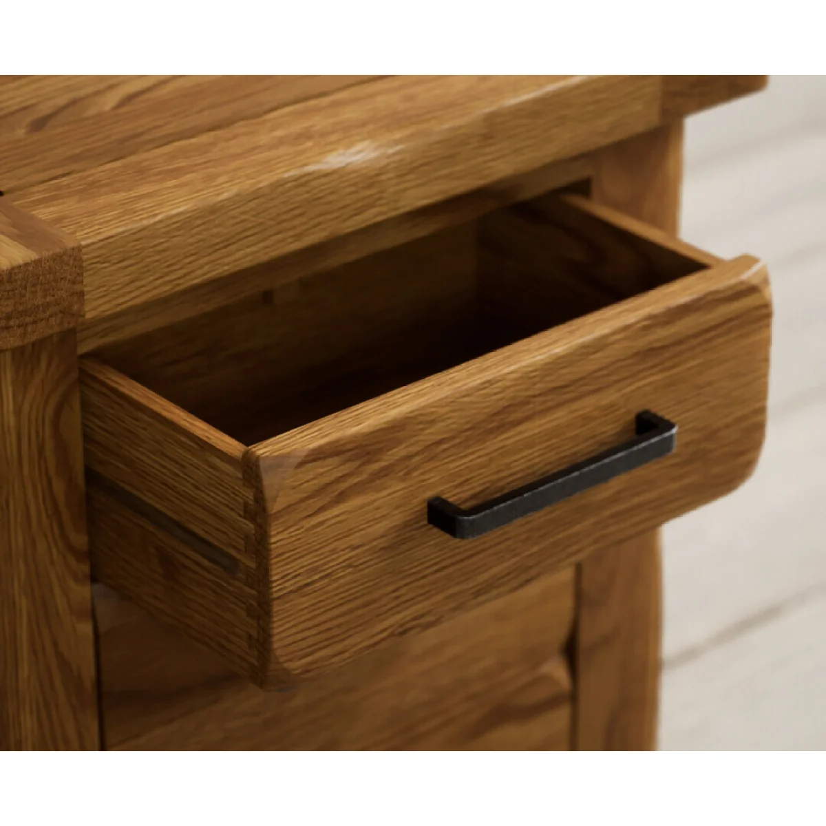 Harrogate Rustic Solid Oak 3 Drawer Bedside Table – image 6