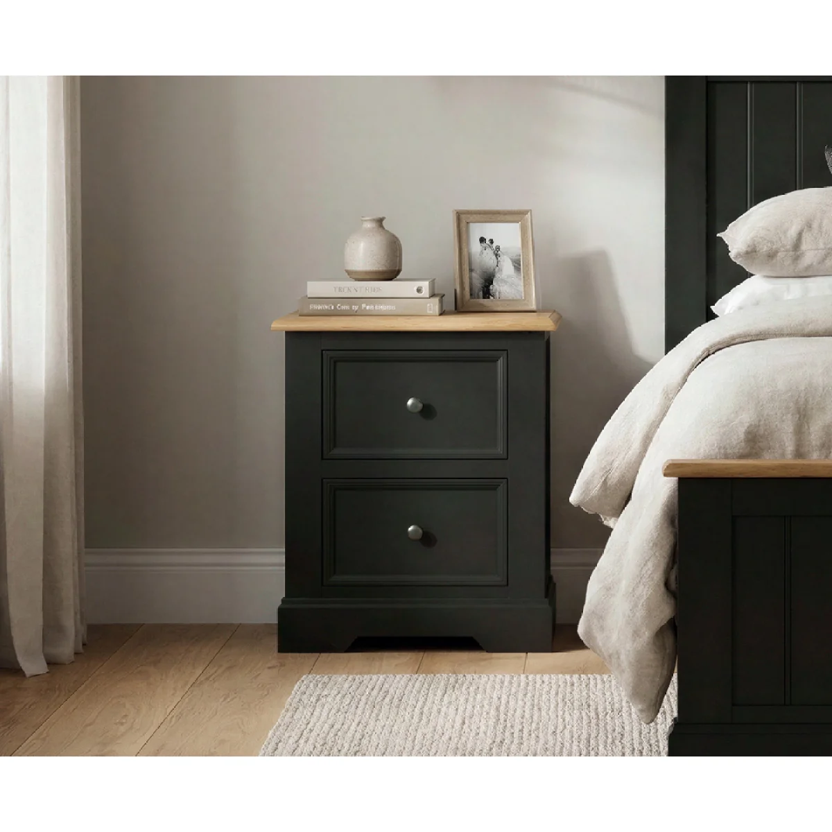 Charlton Oak and Black Painted 2 Drawer Bedside Table – image 3