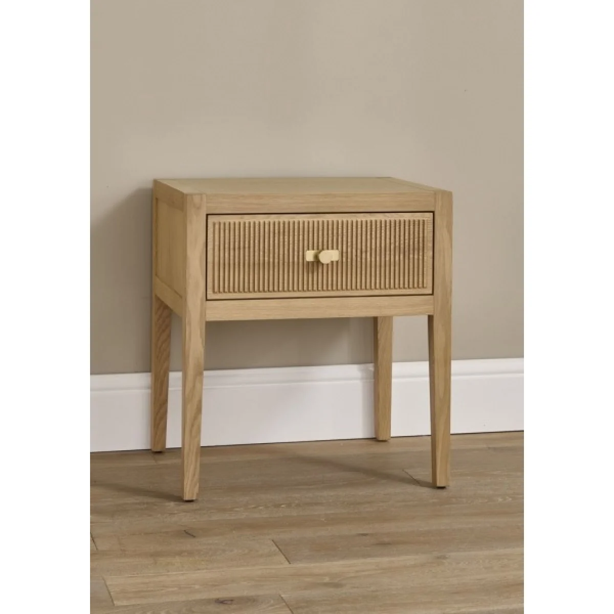 Illinois 1 Drawer Night Stand - Oak – image 2