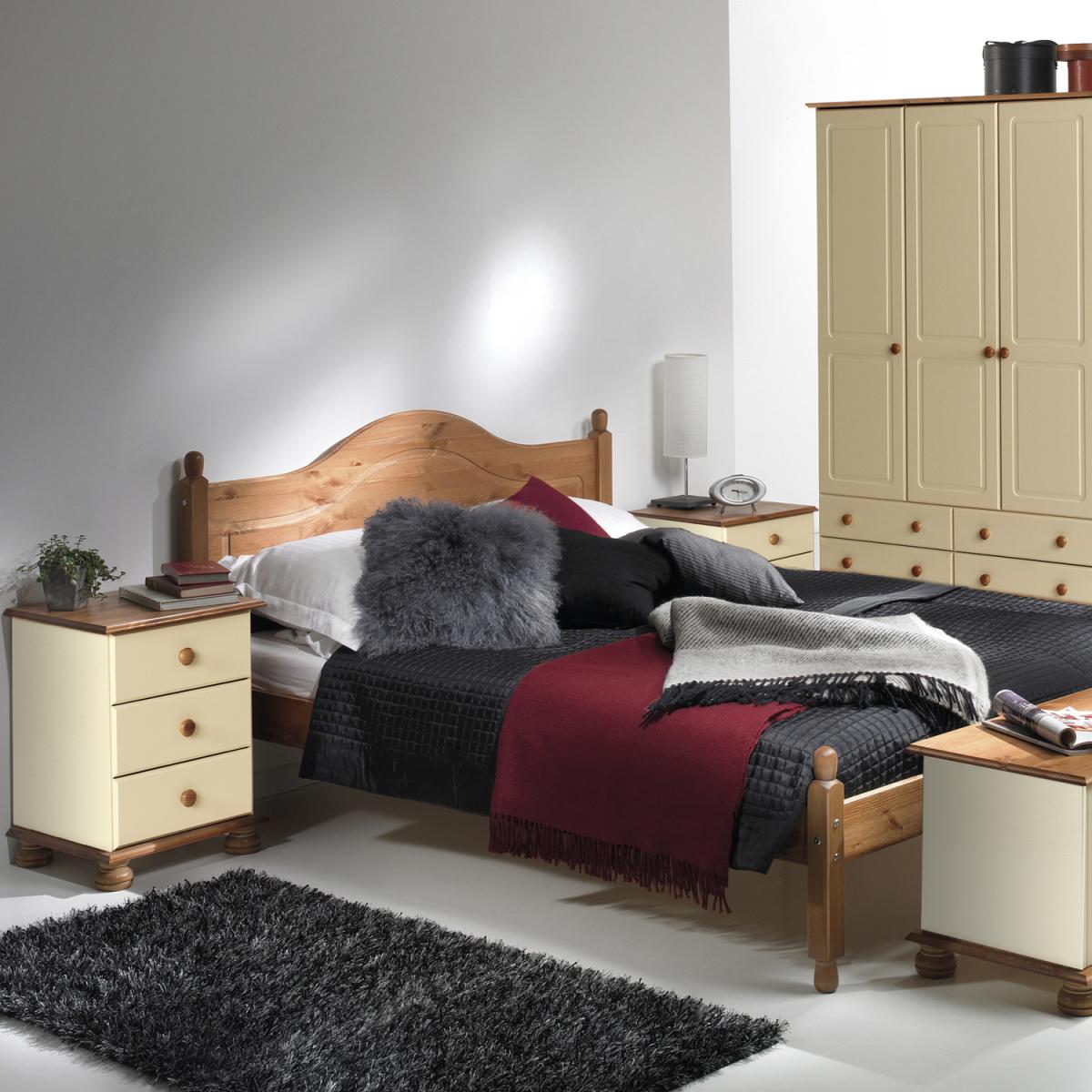 Cecilia Three Drawer Bedside - Pine – image 16