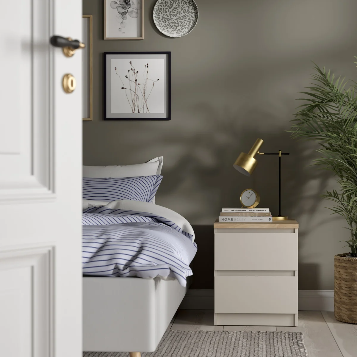 Naia Bedside 2 drawers in Jackson Hickory - Cashmere Jackson Hickory – image 34