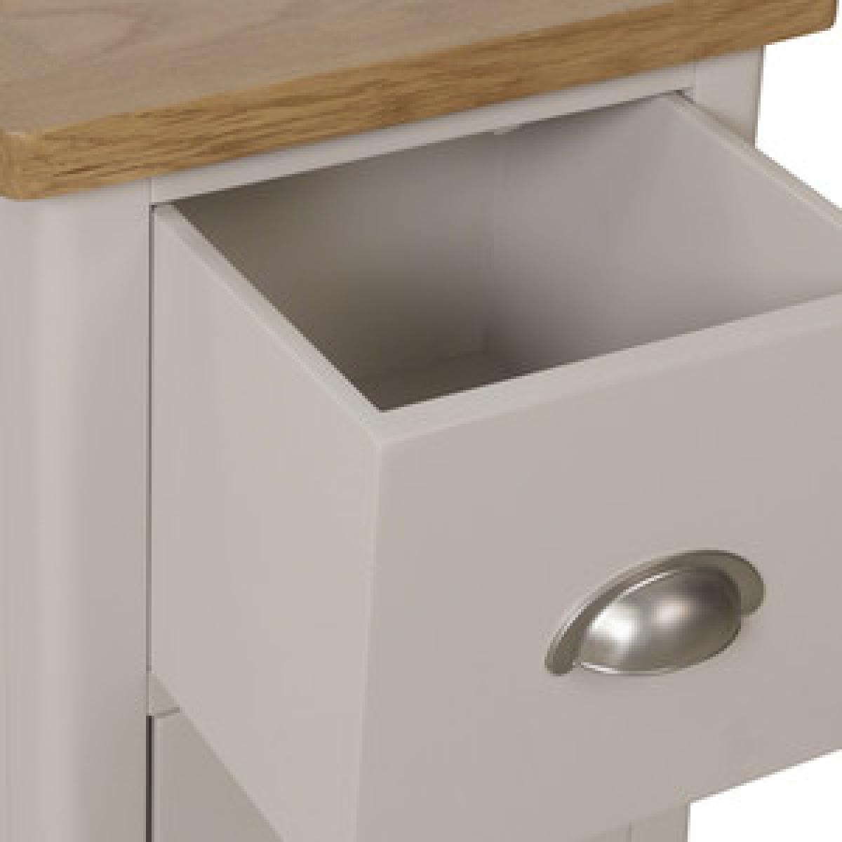 Cambridge Small Bedside Cabinet  - Rustic Oak – image 9