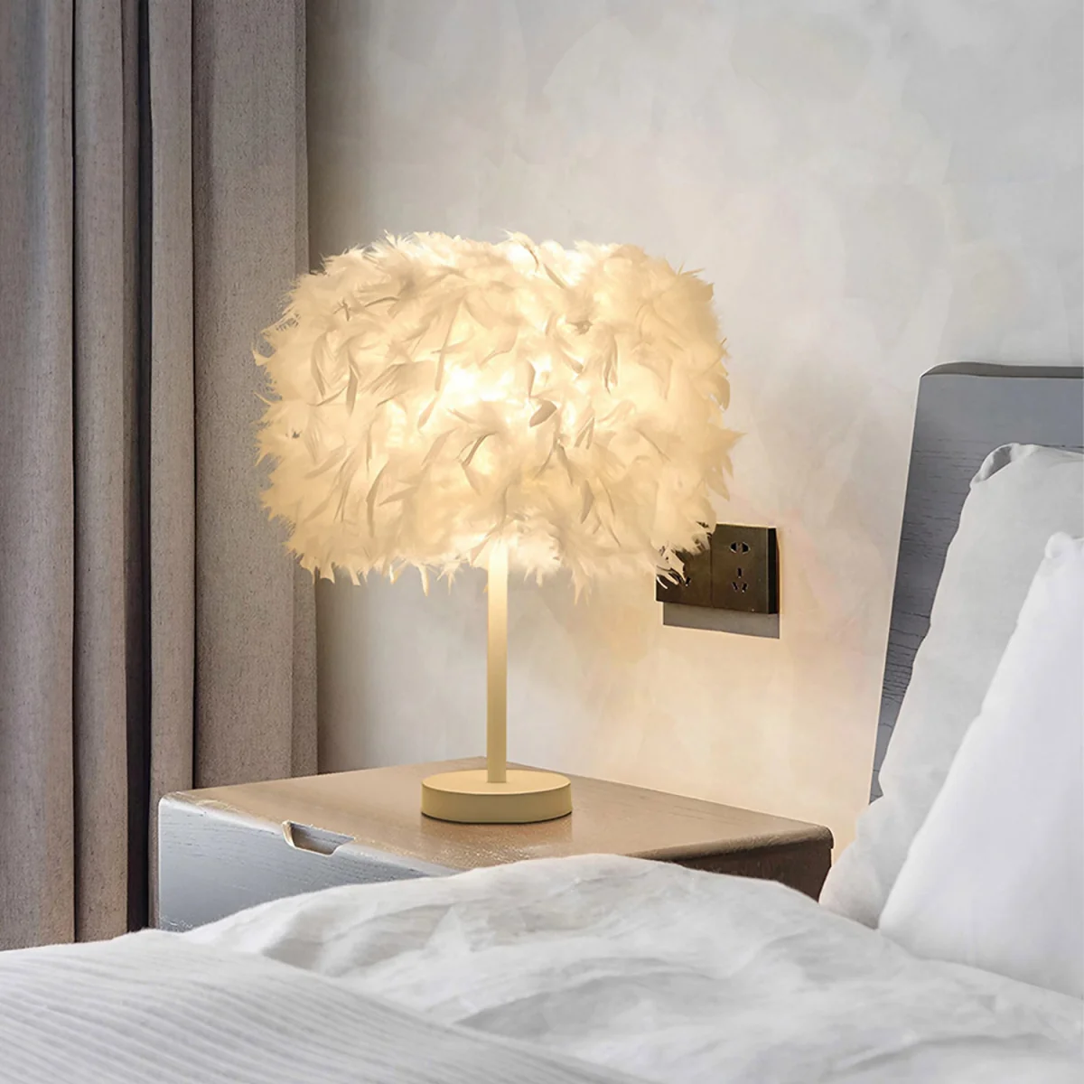 Modern Style Feather Bedside Table Lamp - White – image 4