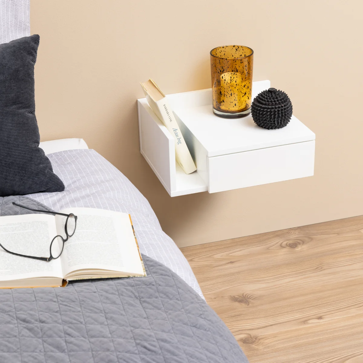 Ashlan Square Bedside Table with 1 Drawer - Oak – image 15