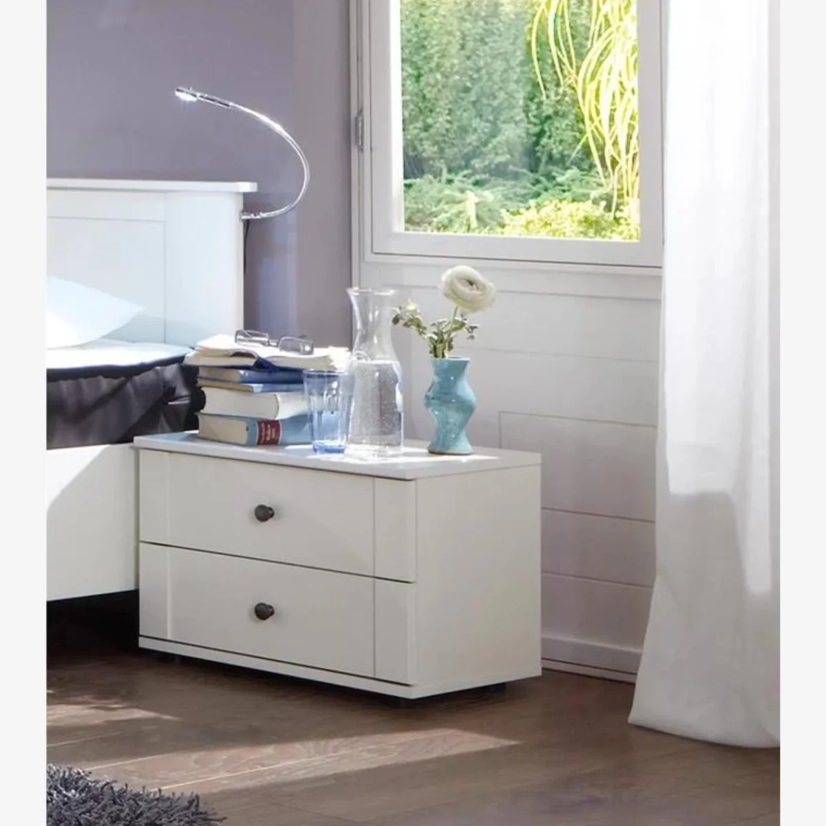 Chalet Matt White Bedside Cabinet - White – image 1